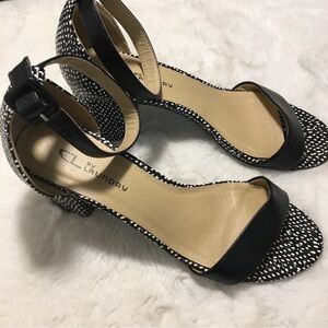 CL BY LAUNDRY Shoes Size 9.5M